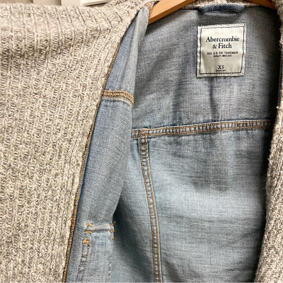 Abercrombie & Fitch Jean Jacket - Picture 5 of 6